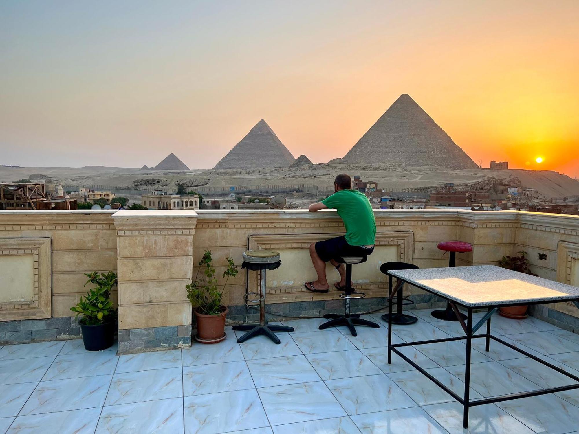 Moses Pyramids Inn Kafrat al Jabal Exterior photo