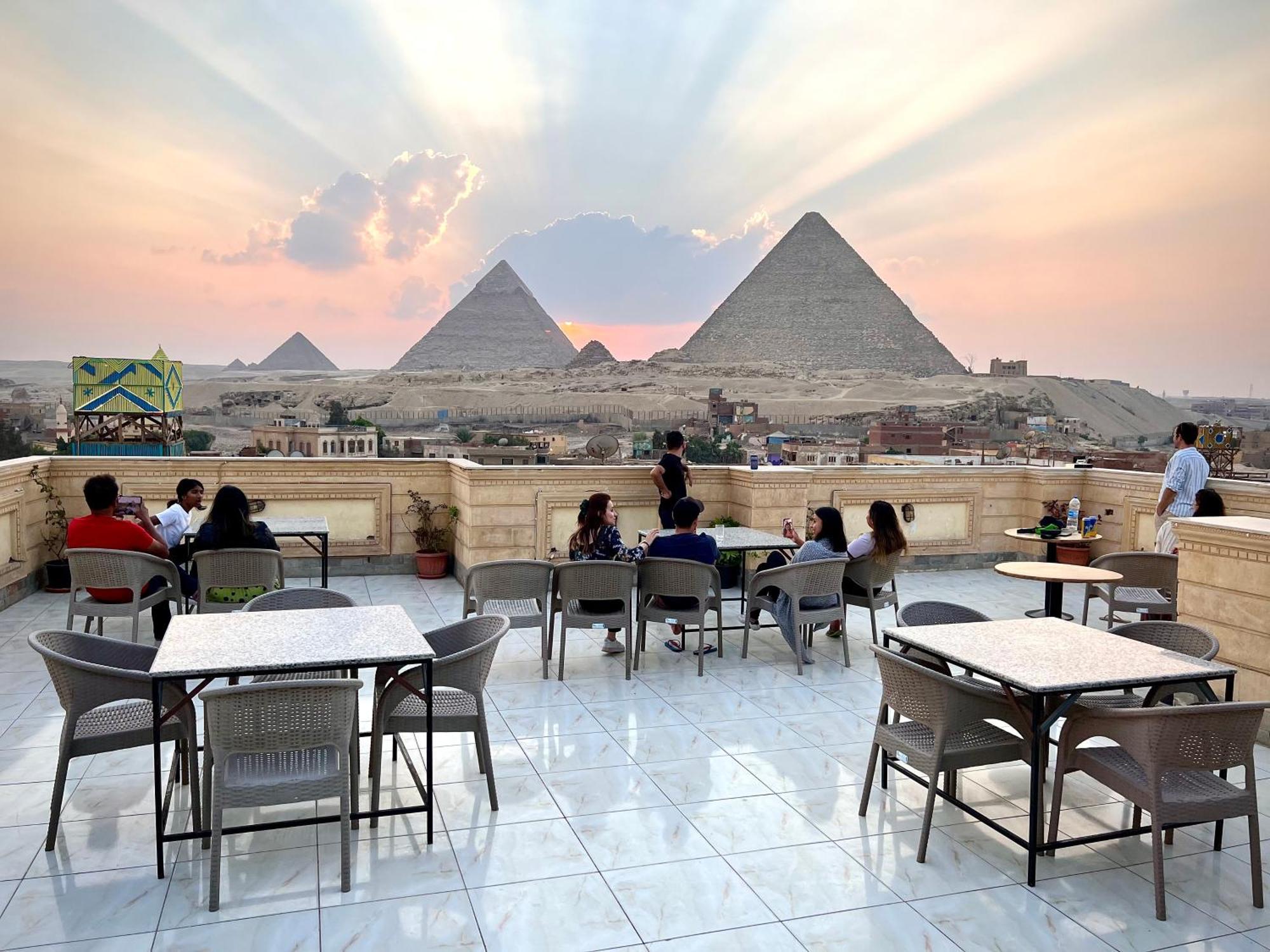 Moses Pyramids Inn Kafrat al Jabal Exterior photo